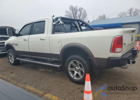 2018 Ram 1500 Laramie z USA, uszkodzony, nr VIN 1C6RR7VM7JS255694